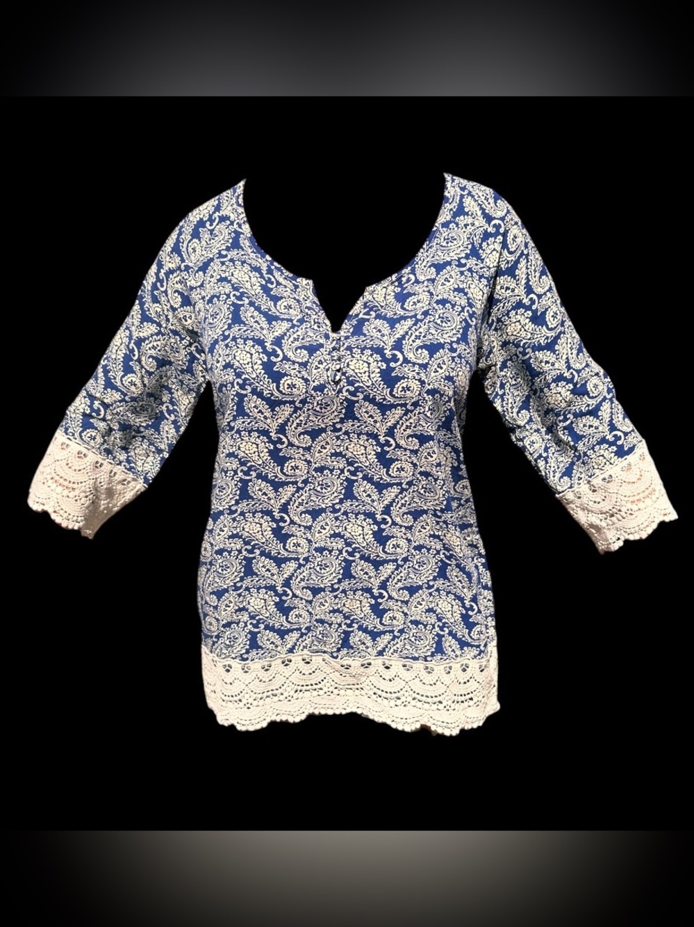 Solitaire Blue Paisley Tunic with White Lace Trim
